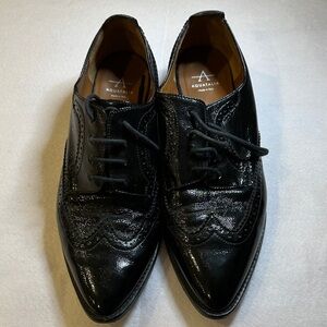Aquatalia Shiny Black Gwen Naplak Lace-Up Loafers